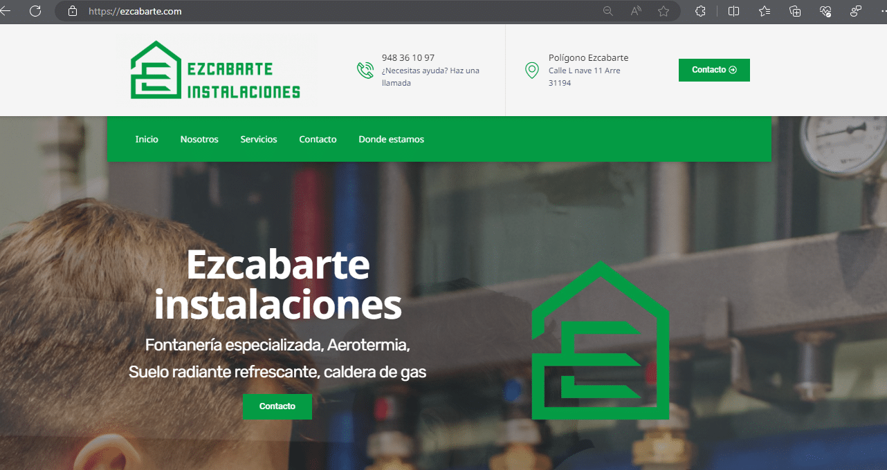 Usuarios satisfechos con su página web creada de forma gratuita